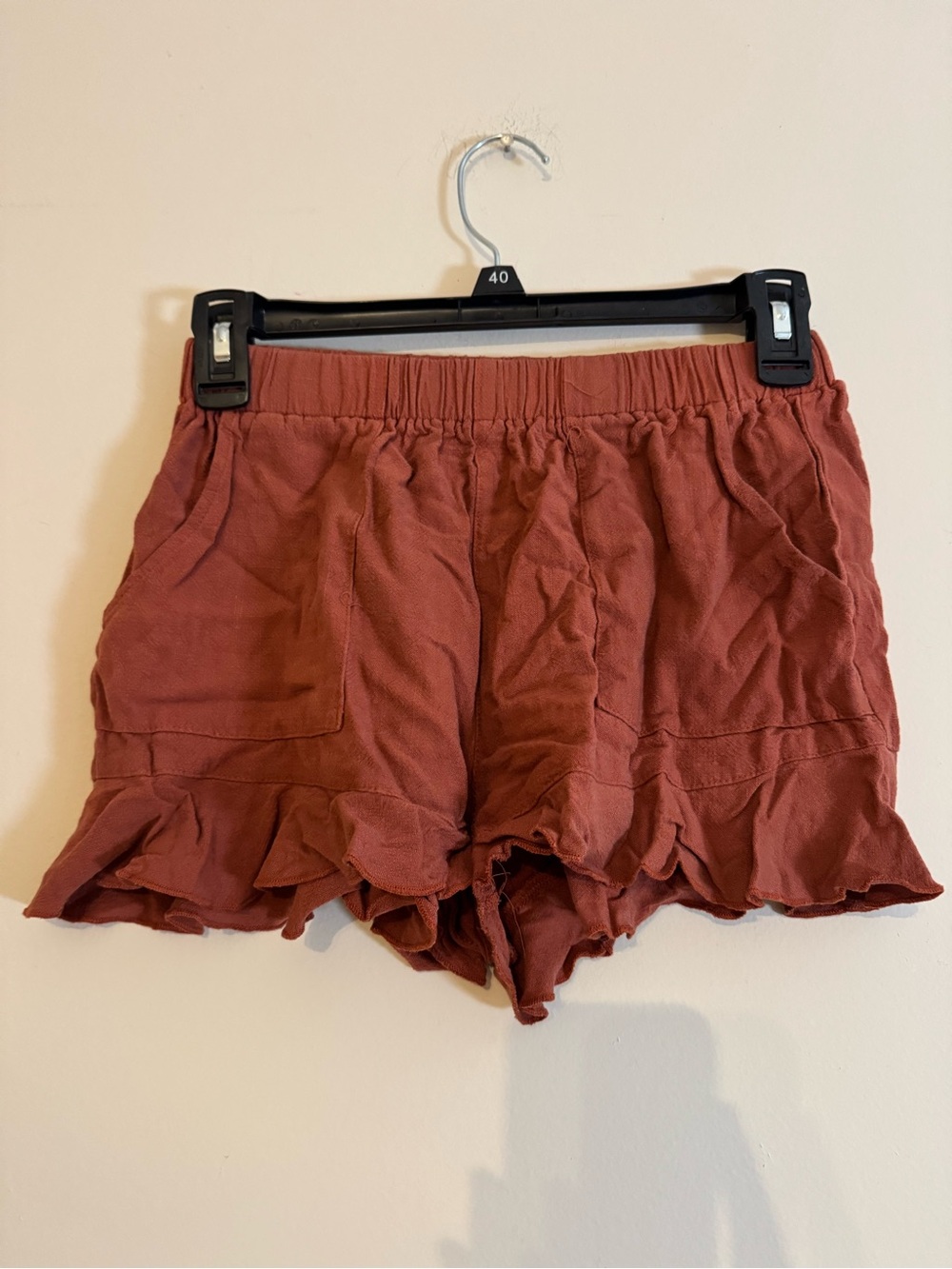 Women’s Ruffle Hem Casual Shorts - Rust
